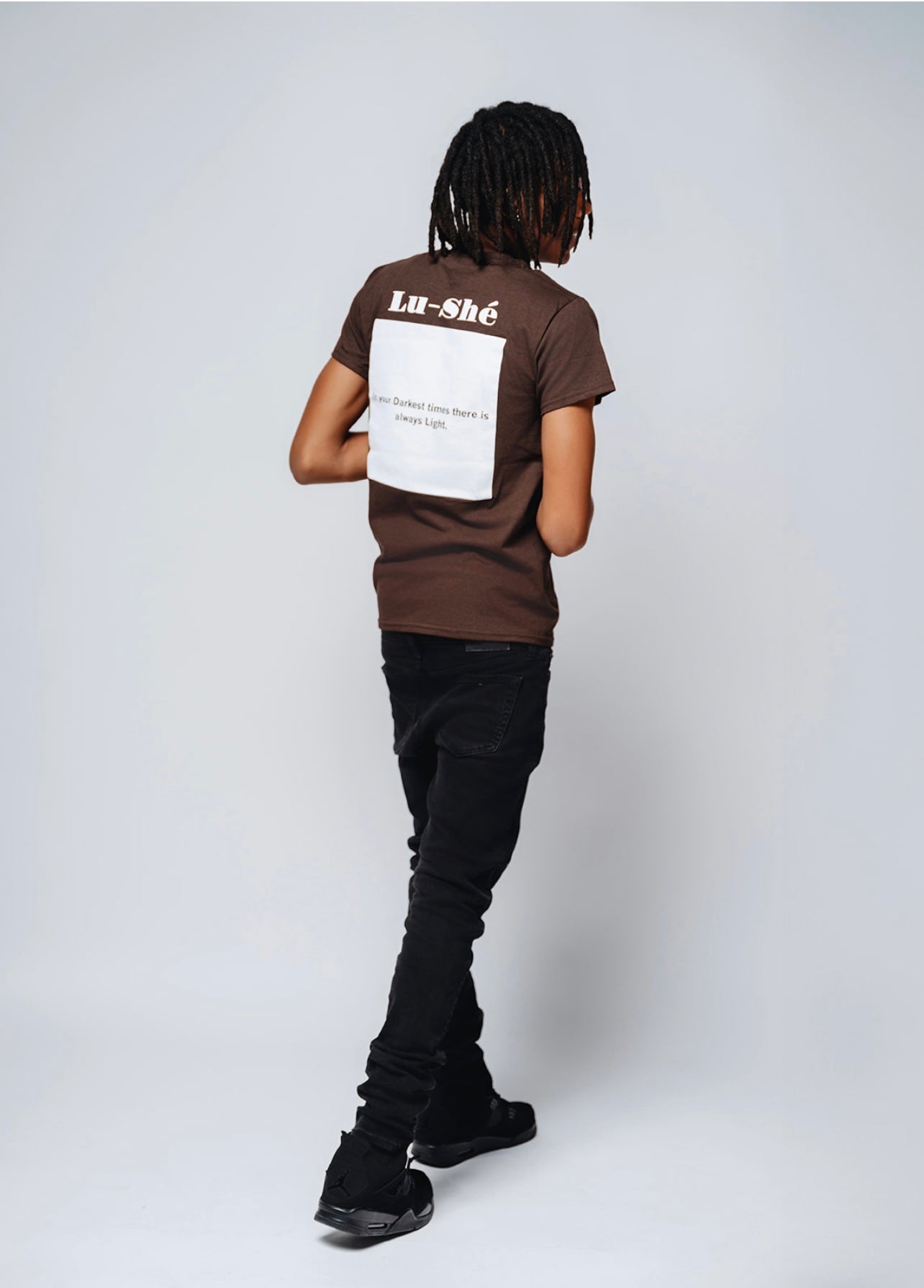 Lu-Shé 'Light In Dawn' - "Back
Design" Tee (CHOCOLATE)