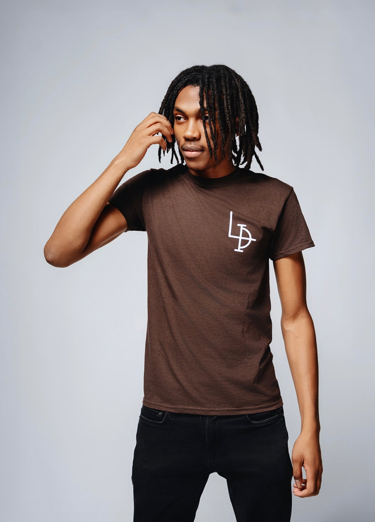 Lu-Shé 'Light In Dawn' - Tee (CHOCOLATE)